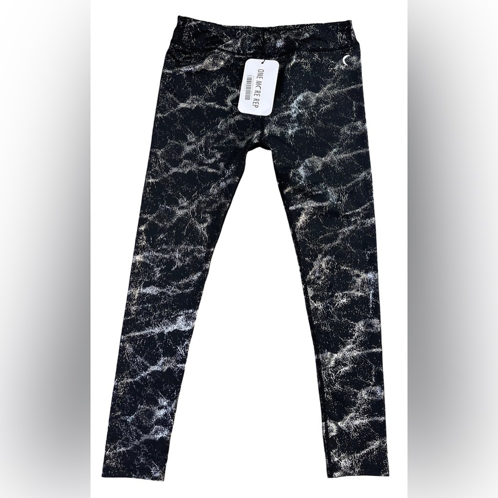 NWT Girls ZYIA Black Sparkly Leggings Size Large 12-14